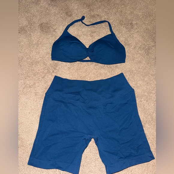 Aurola workout set - Picture 2 of 2